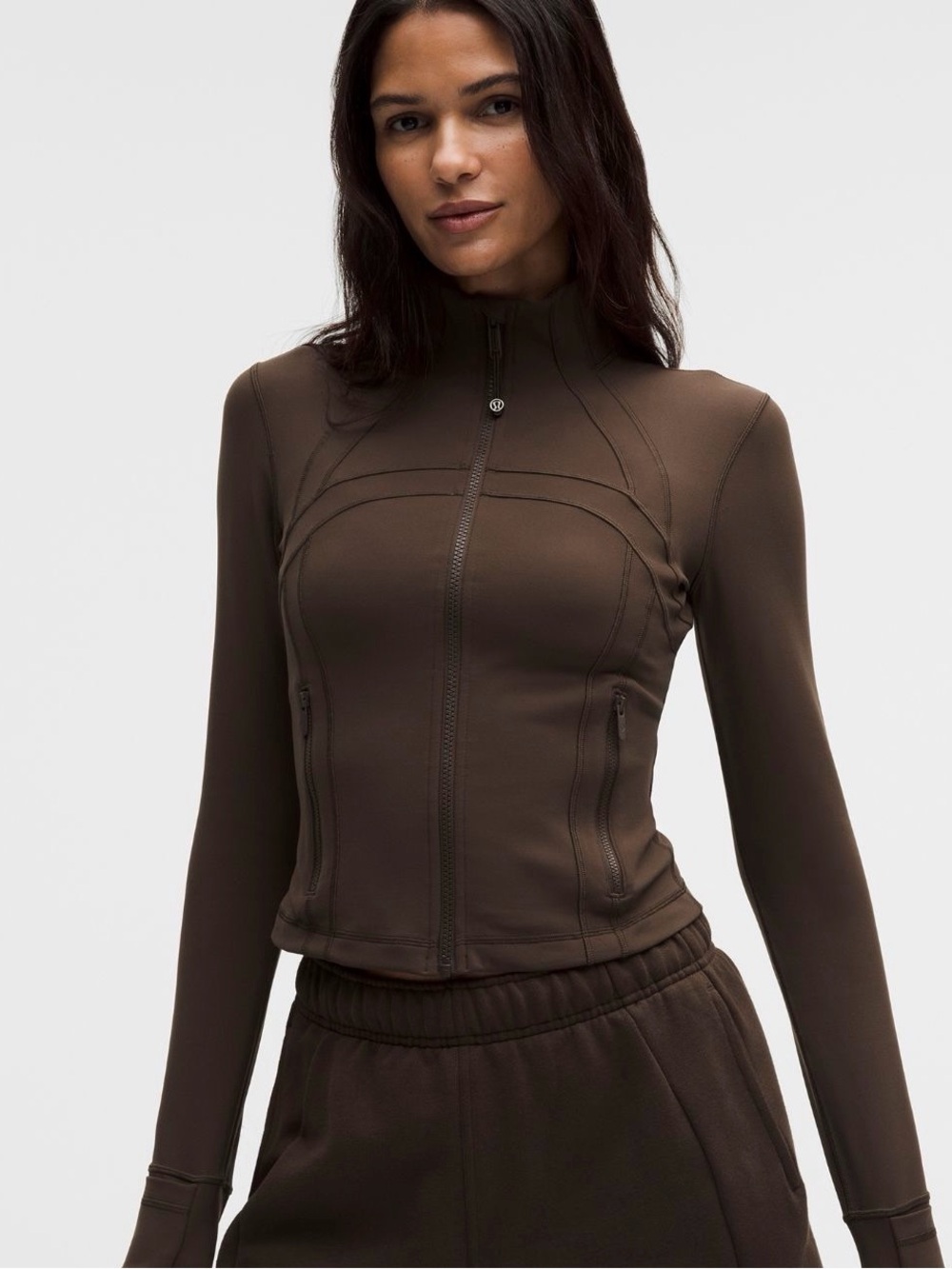 BNWT Cropped Define Walnut Crunch